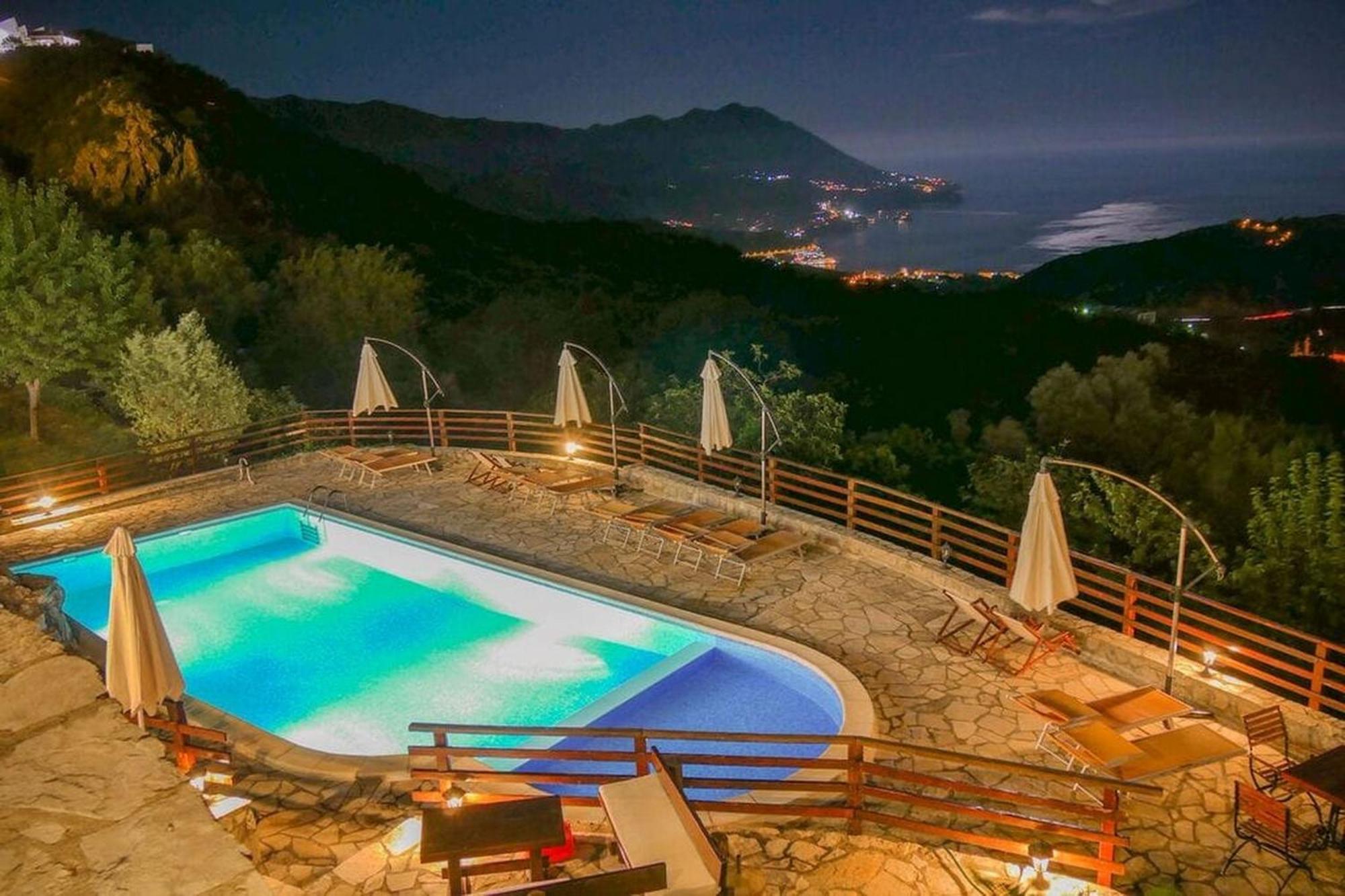 Villa Andreja Lapcici Будва Екстериор снимка